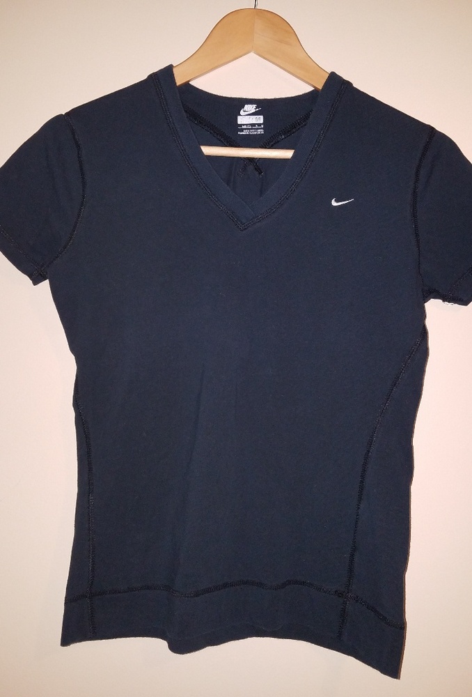 Nike T-shirt, Size M. Tight fit.